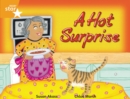 Rigby Star Guided 2 Orange Level, A Hot Surprise Pupil Book (single) - Book