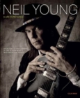 Neil Young : A Life in Pictures - Book