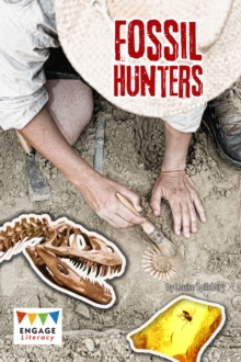 Fossil Hunters, Paperback / softback Book Fossil Hunters, Paperback / softback Book