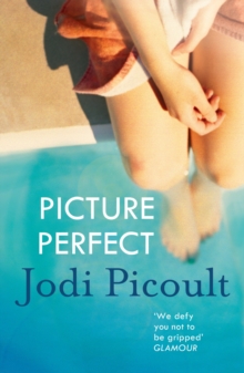 Picture Perfect : a totally gripping and emotional book club novel