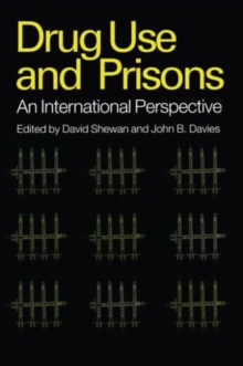 Drug Use in Prisons, Paperback / softback Book Drug Use in Prisons, Paperback / softback Book