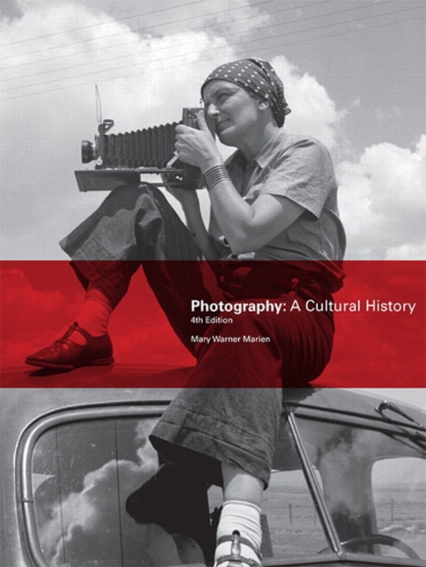 Photography : A Cultural History, Paperback / softback Book