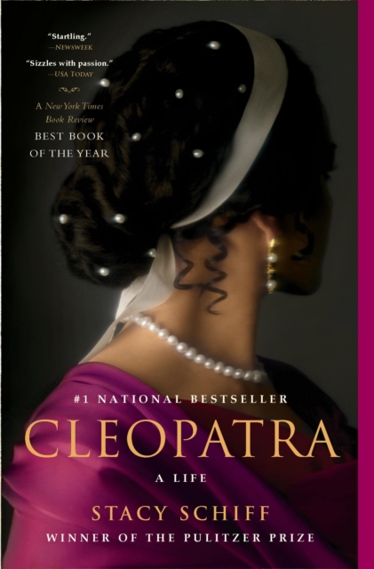Cleopatra : A Life, Paperback Book