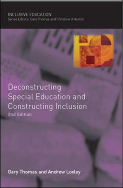 Deconstructing Special Education and Constructing Inclusion, Paperback / softback Book