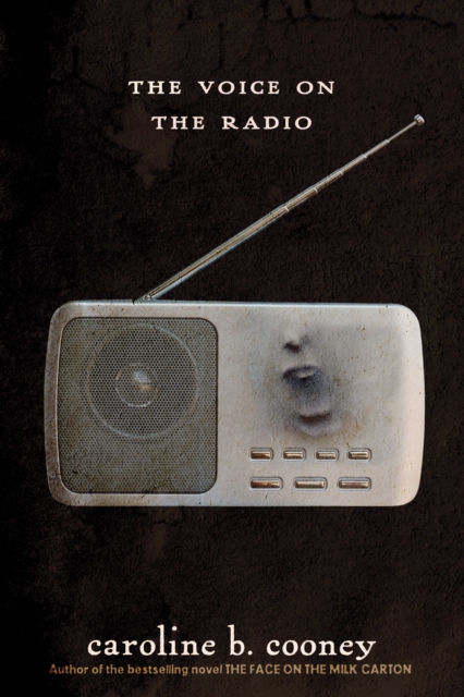 The Voice on the Radio, Paperback / softback Book