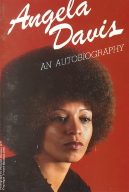 Angela Davis : An Autobiography, Paperback / softback Book