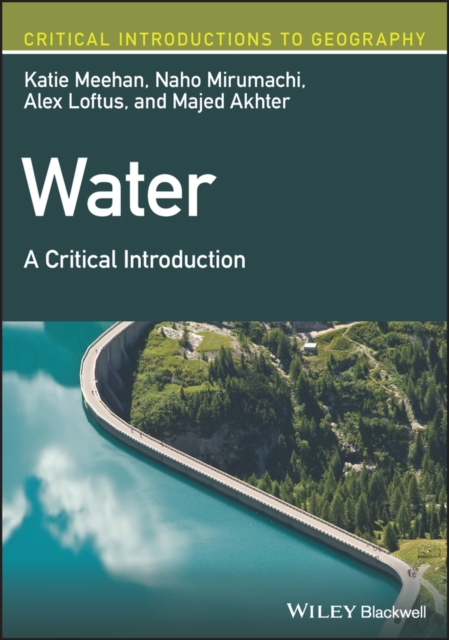 Water : A Critical Introduction, Paperback / softback Book