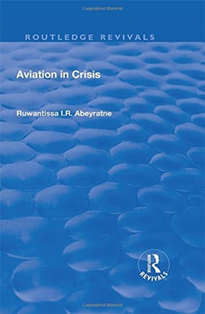 Aviation in Crisis, Hardback Book