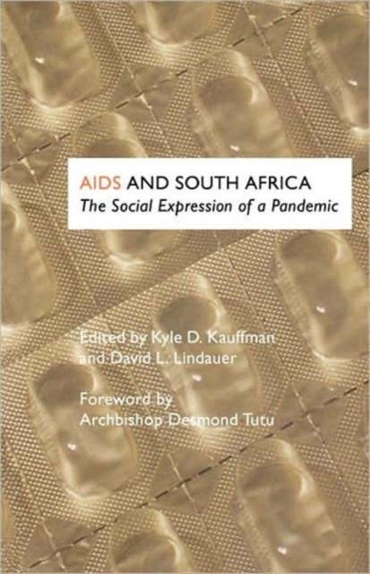 AIDS and South Africa: The Social Expression of a Pandemic, Paperback / softback Book