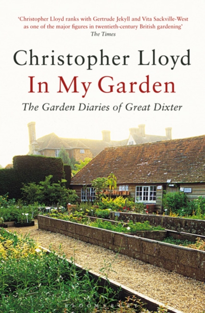 In My Garden : The Garden Diaries of Great Dixter, Paperback / softback Book