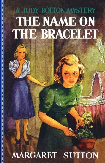 The Name on the Bracelet, Paperback / softback Book