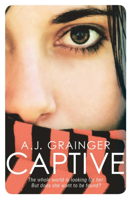 Captive, Paperback / softback Book