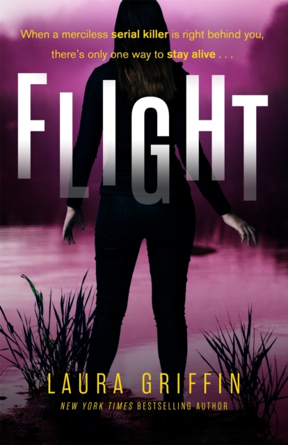 Flight : A heart-pounding, race-against-the-clock romantic thriller, Paperback / softback Book