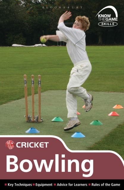 Skills: Cricket - bowling, Paperback / softback Book