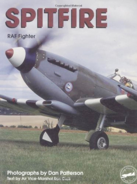 Spitfire: RAF Fighter, Paperback / softback Book
