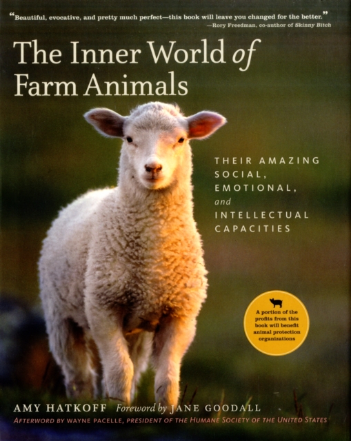 Inner World of Farm Animals, Hardback Book