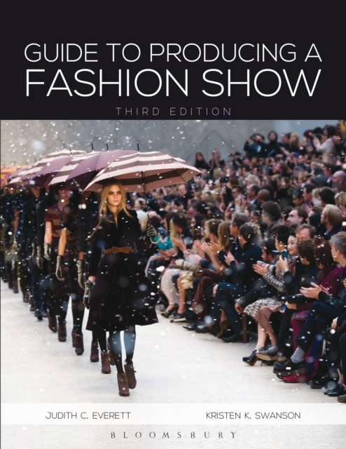 Guide to Producing a Fashion Show, Mixed media product Book