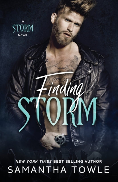 Finding Storm, Paperback / softback Book