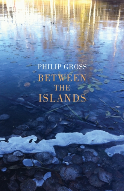 Between the Islands, Paperback / softback Book