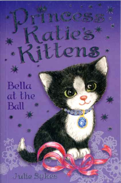 Bella at the Ball, Paperback / softback Book