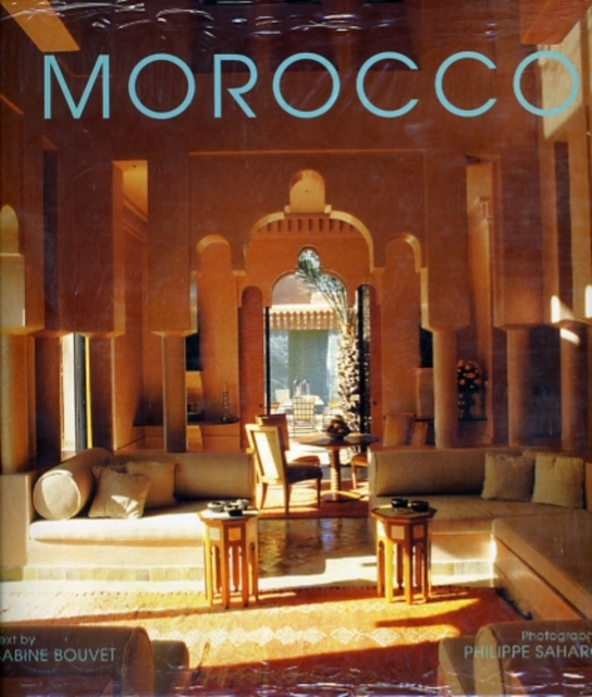 Living in Morocco, Hardback Book