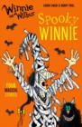 Winnie and Wilbur: Spooky Winnie - Book