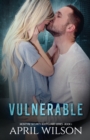 Vulnerable : McIntyre Security Bodyguard Series - Book 1 - Book