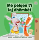I Love to Brush My Teeth (Albanian Book for Kids) - Book