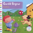 Cyfres Gwthio, Tynnu, Troi: Gardd Brysur / Busy Garden - Book