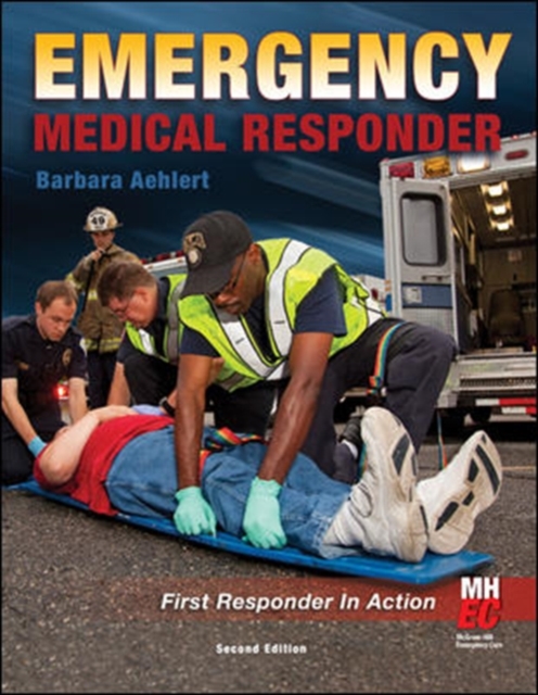 Emergency Medical Responder: First Responder in Action, Paperback / softback Book
