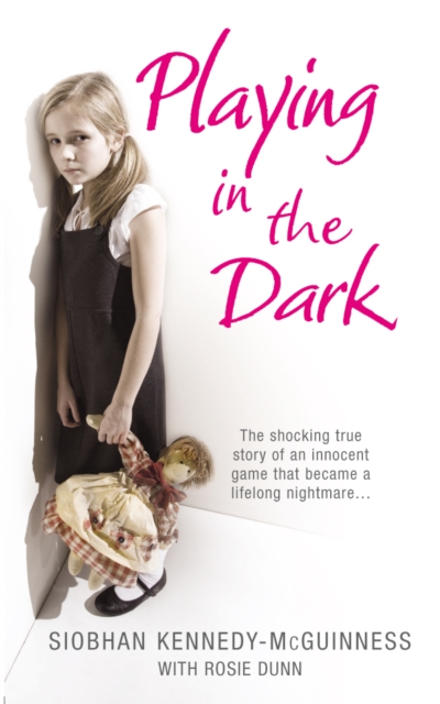 Playing in the Dark, Paperback / softback Book