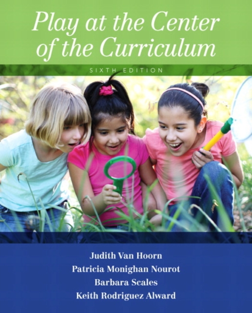 Play at the Center of the Curriculum, Paperback / softback Book