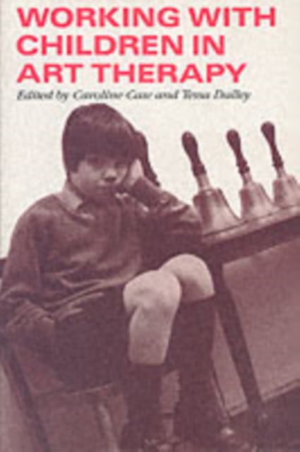 Working with Children in Art Therapy, PDF eBook