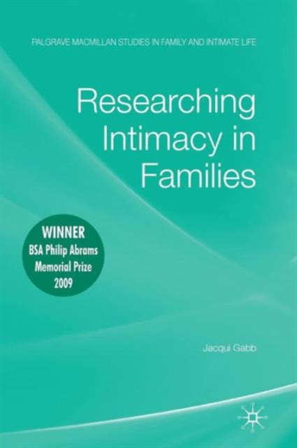 Researching Intimacy in Families, Paperback / softback Book