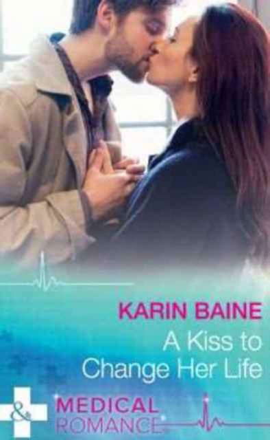 A Kiss to Change Her Life, Hardback Book