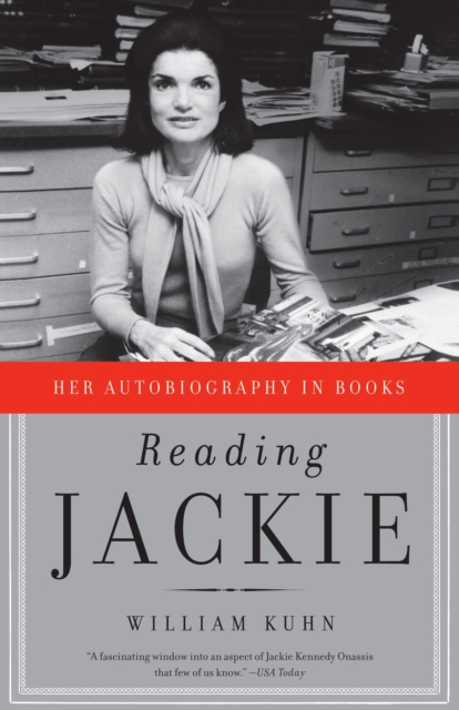 Reading Jackie : Her Autobiography in Books, Paperback / softback Book