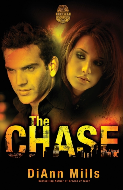 The Chase : A Novel, Paperback / softback Book