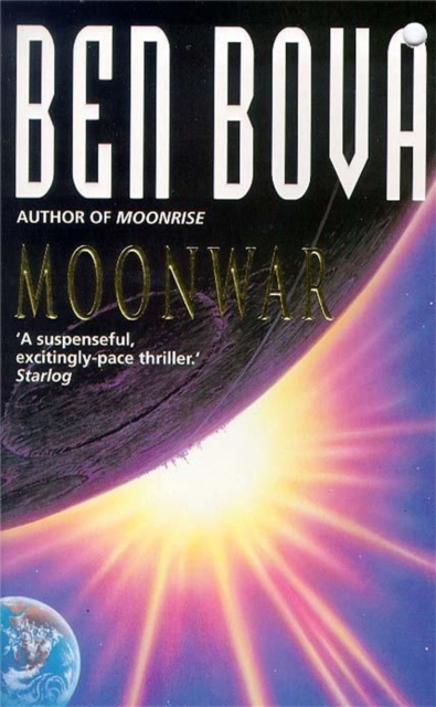 Moonwar, Paperback / softback Book