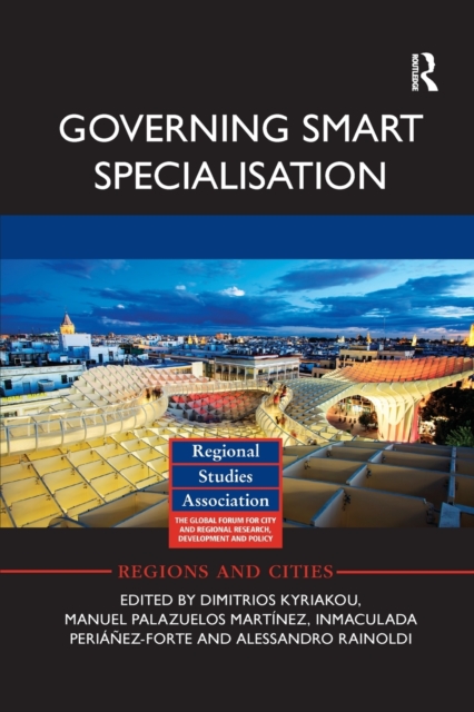 Governing Smart Specialisation, Paperback / softback Book