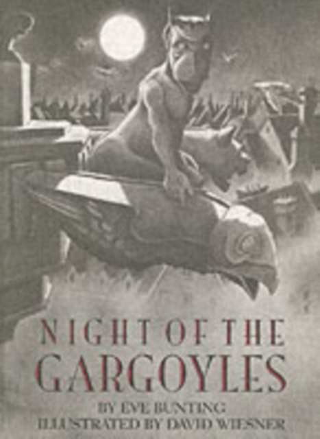 Night of the Gargoyles, Paperback / softback Book