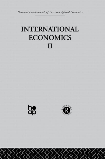 B: International Economics II, Mixed media product Book