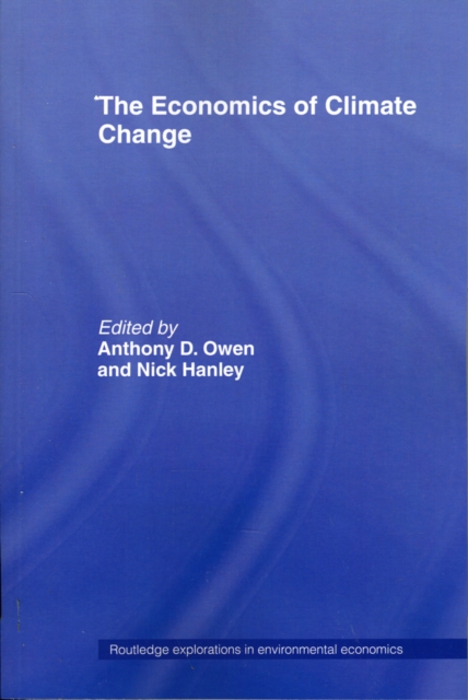 The Economics of Climate Change, Paperback / softback Book