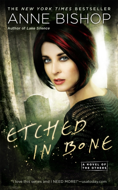 Etched In Bone : A Novel of the Others, Paperback / softback Book