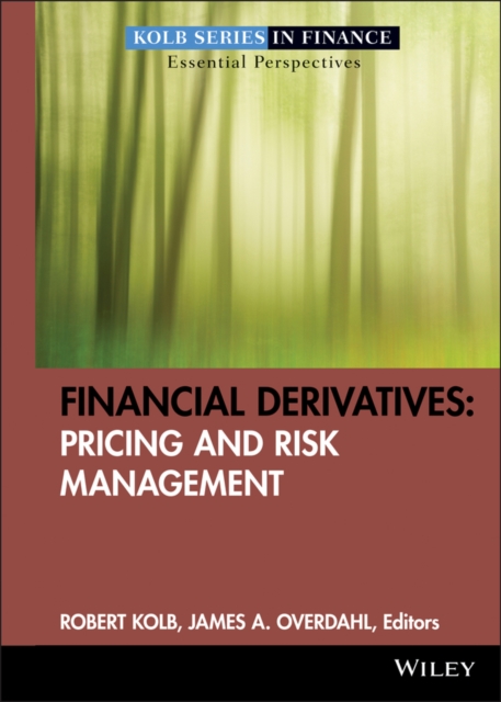 Financial Derivatives : Pricing and Risk Management, Hardback Book
