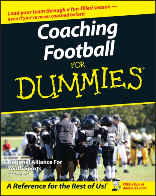 Coaching Football For Dummies, Paperback / softback Book