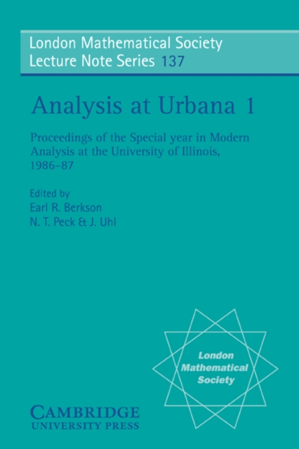 Analysis at Urbana: Volume 1, Analysis in Function Spaces, Paperback / softback Book