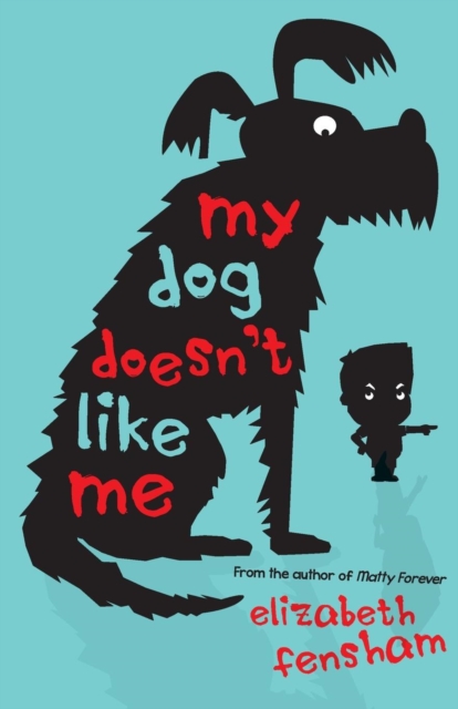 My Dog Doesn't Like Me, Paperback / softback Book