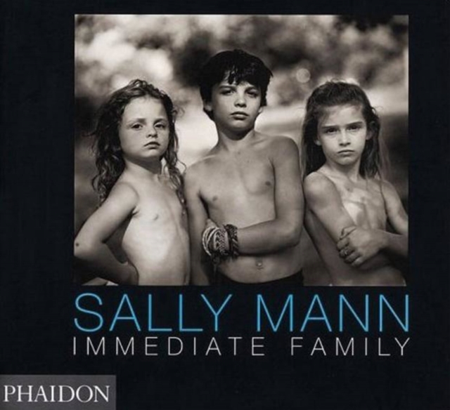 Sally Mann : Immediate Family, Paperback / softback Book
