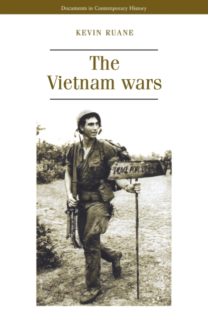 The Vietnam Wars, Paperback / softback Book