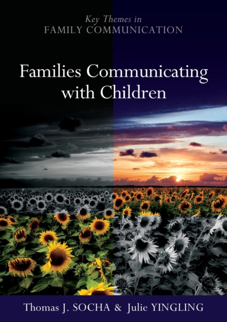 Families Communicating With Children, Paperback / softback Book